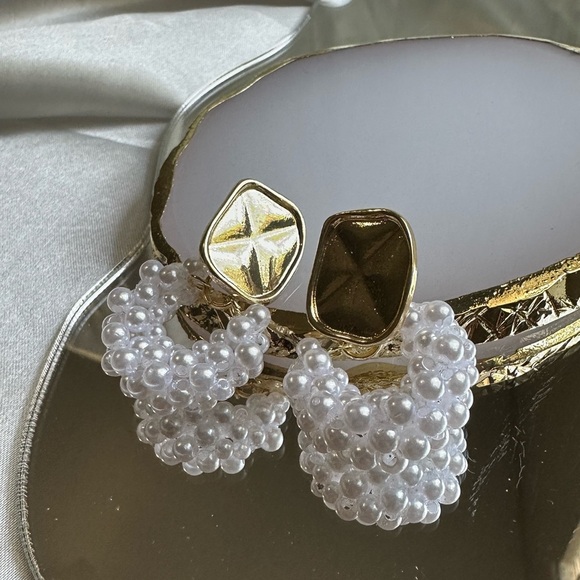 Zara Gold and White Pearl Earrings - Picture 6 of 13